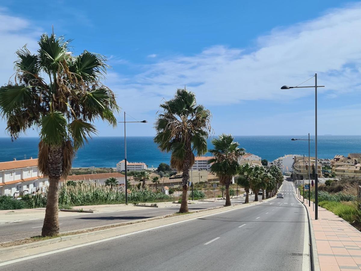 Seaside Serenity - Stylish Apartment With Spectacular Views Manilva Esterno foto