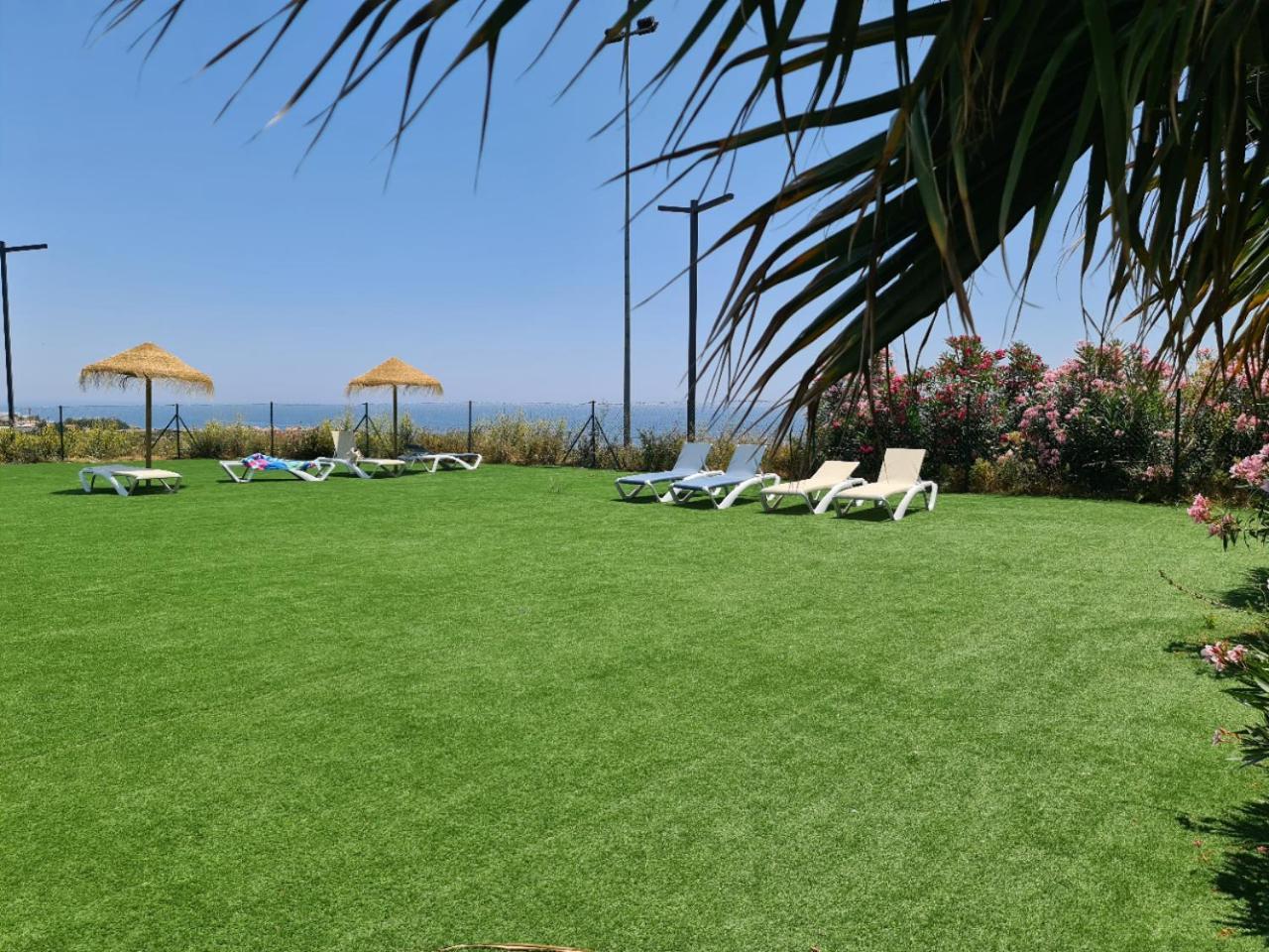 Seaside Serenity - Stylish Apartment With Spectacular Views Manilva Esterno foto