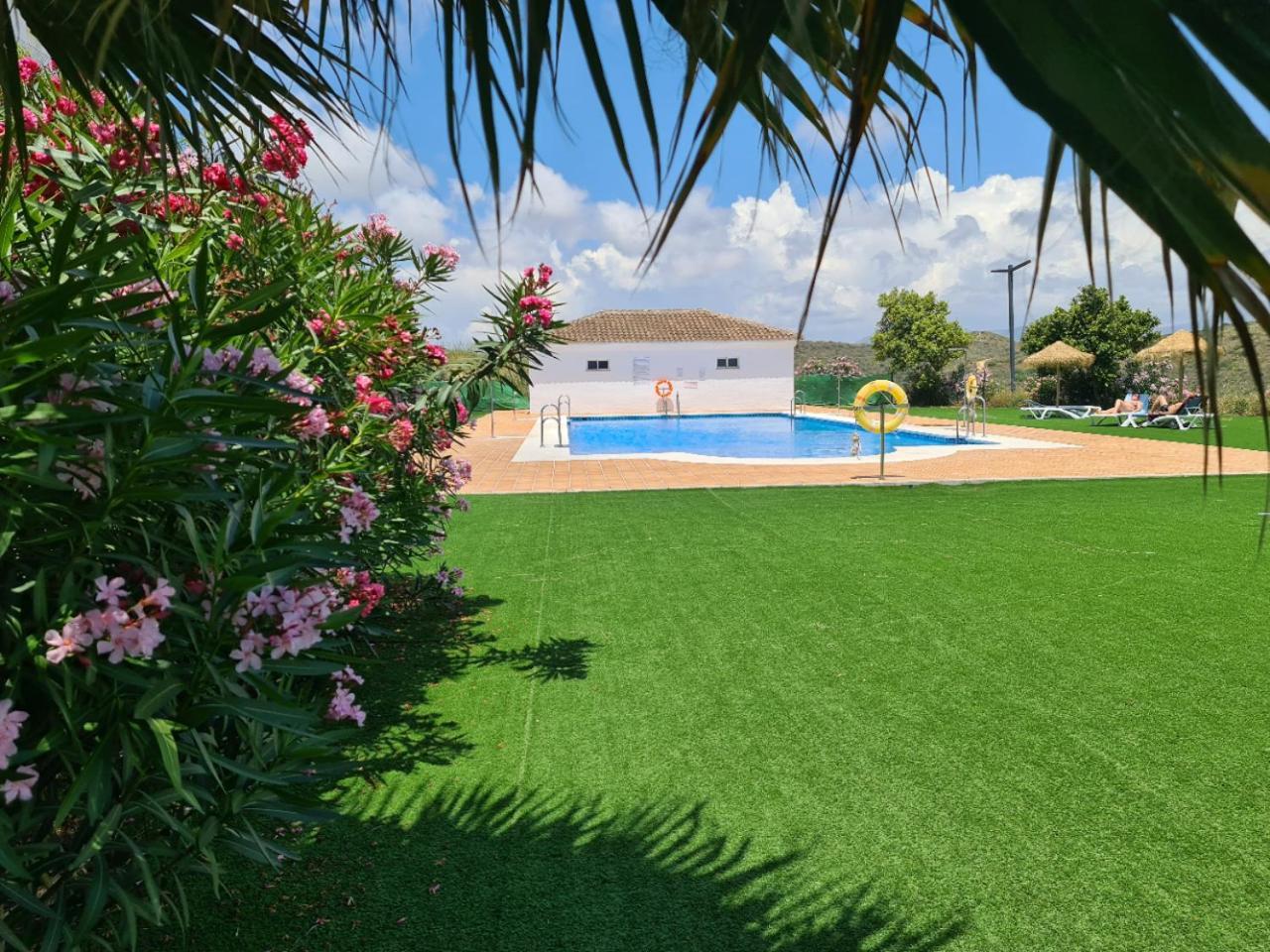 Seaside Serenity - Stylish Apartment With Spectacular Views Manilva Esterno foto