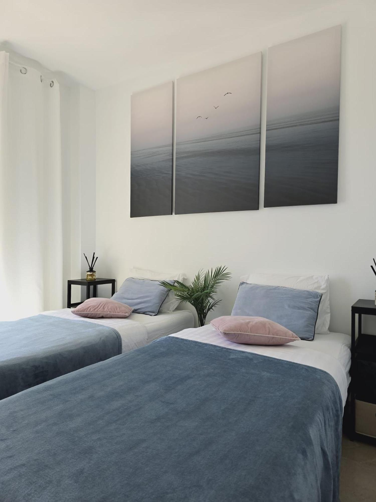 Seaside Serenity - Stylish Apartment With Spectacular Views Manilva Esterno foto